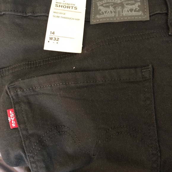Levi’s shorts black - Picture 2 of 7